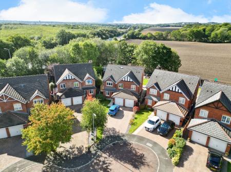 4 bedroom Detached house for sale in Calday Grove, St Helens, WA11