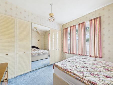 6 bedroom Semi-detached house for sale in Clipsley Lane, Haydock, WA11