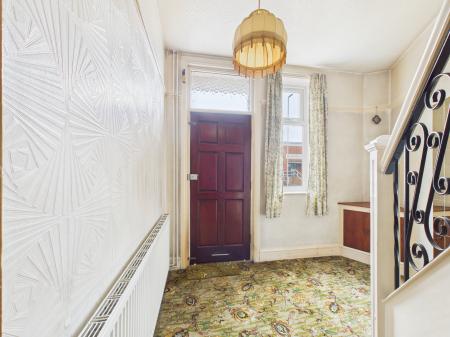 6 bedroom Semi-detached house for sale in Clipsley Lane, Haydock, WA11