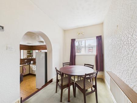 6 bedroom Semi-detached house for sale in Clipsley Lane, Haydock, WA11