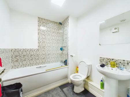 2 bedroom Flat for sale in Cunningham Court, St Helens, WA10