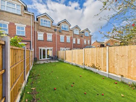 3 bedroom Town house for sale in Darent Road, Haydock, WA11