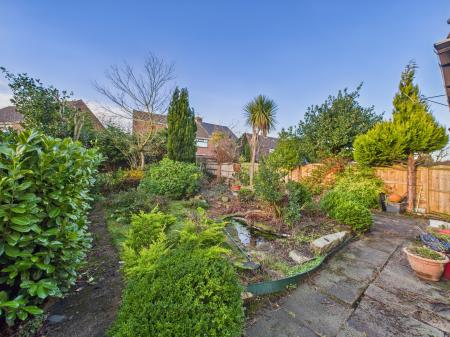 3 bedroom Semi-detached house for sale in Daresbury Road, Eccleston, St Helens, WA10