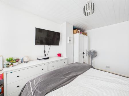 3 bedroom Semi-detached house for sale in Farndon Avenue, Sutton Manor, St Helens, WA9