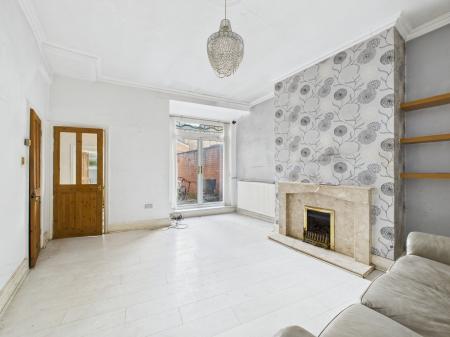 3 bedroom Terraced House for sale in Hall Street, St Helens Central, St Helens, WA10