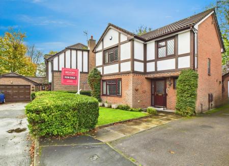 Haywood Gardens, West Park, St Helens, WA10