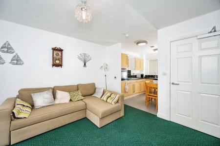 1 bedroom Flat for sale in Heyeswood, Haydock, WA11