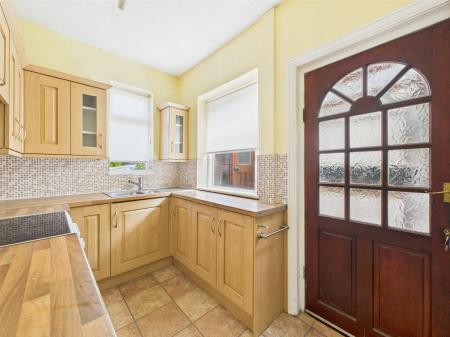 3 bedroom Semi-detached house for sale in Knowsley Road, Eccleston, St Helens, WA10