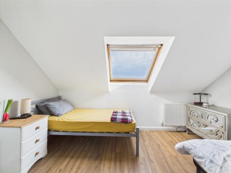 4 bedroom Semi-detached house for sale in Leighton Drive, St Helens, WA9