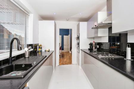 3 bedroom Terraced House for sale in Old Whint Road, Haydock, Haydock, WA11