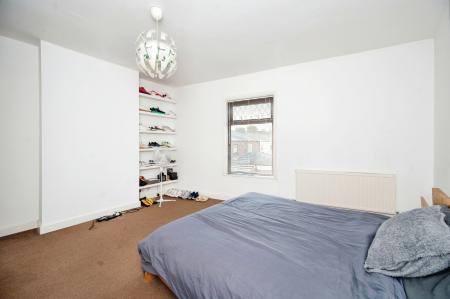 3 bedroom Terraced House for sale in Old Whint Road, Haydock, Haydock, WA11