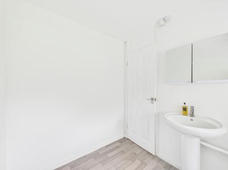 3 bedroom Town house for sale in Park Road, St Helens, WA11