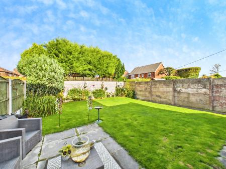 3 bedroom Semi-detached house for sale in Queens Drive, Windle, St Helens, WA10