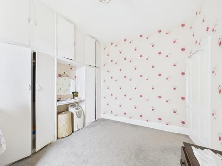 4 bedroom Semi-detached house for sale in Queens Road, West Park, St Helens, WA10