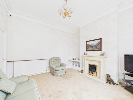 4 bedroom Semi-detached house for sale in Queens Road, West Park, St Helens, WA10