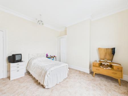 4 bedroom Semi-detached house for sale in Queens Road, West Park, St Helens, WA10