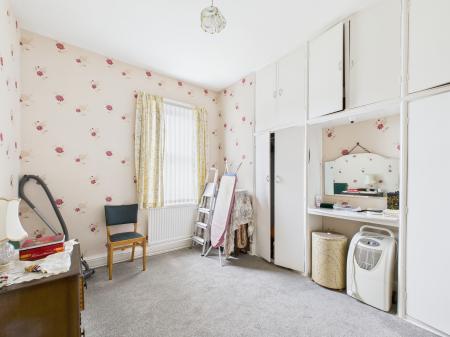 4 bedroom Semi-detached house for sale in Queens Road, West Park, St Helens, WA10