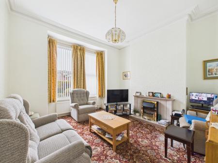 4 bedroom Semi-detached house for sale in Queens Road, West Park, St Helens, WA10