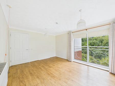 1 bedroom Flat for sale in Reeve Court Village, Nutgrove, St Helens, WA9