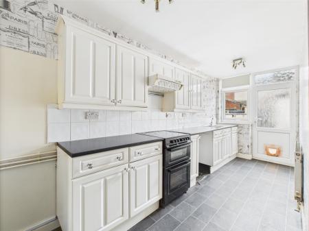 2 bedroom Terraced House for sale in Stanhope Street, St Helens Central, St Helens, WA10