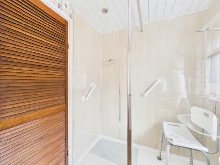 2 bedroom Bungalow for sale in Teesdale Road, Haydock, WA11