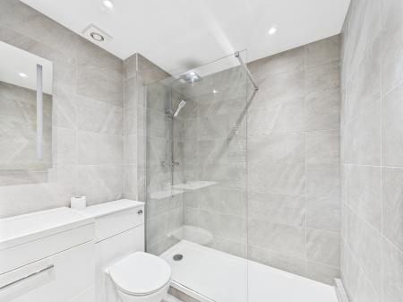 2 bedroom Flat for sale in The Rides, Haydock, WA11