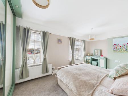 2 bedroom Terraced House for sale in Vicarage Road, Haydock, WA11