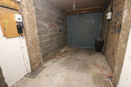 3 bedroom Semi-detached house to let in Wedge Avenue, Haydock, WA11