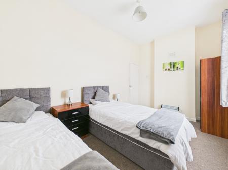 2 bedroom Terraced House for sale in Station Road, Haydock, WA11