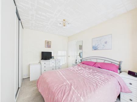 3 bedroom Semi-detached house for sale in Hillside Close, Billinge, WN5