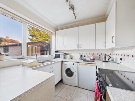 3 bedroom Semi-detached house for sale in Hillside Close, Billinge, WN5