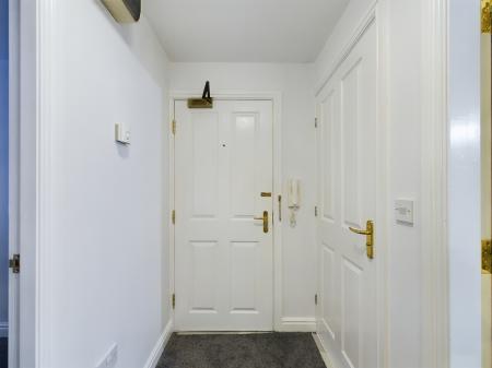 2 bedroom Flat for sale in Delph Hollow Way, Sherdley Park, St Helens, WA9