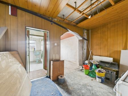 2 bedroom Terraced House for sale in Clipsley Lane, Haydock, WA11