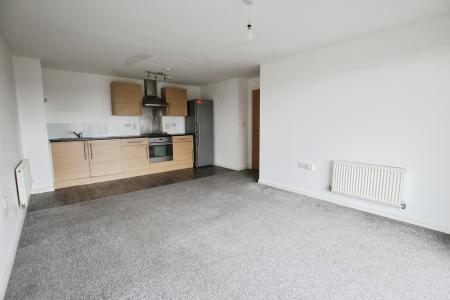 2 bedroom Flat to let in Lower Hall Street, St Helens, WA10