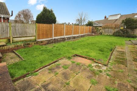 2 bedroom Bungalow to let in Hawkshead Road, Burtonwood, WA5