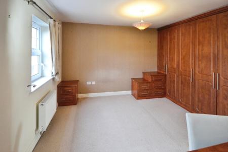 5 bedroom Detached house to let in Walnut Grove, St Helens, WA9