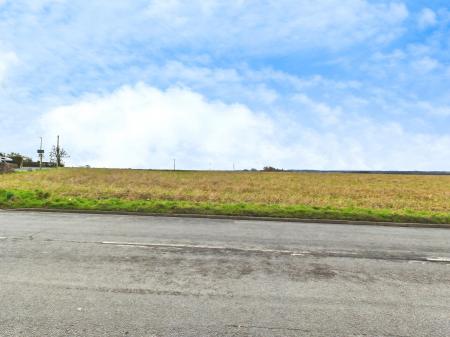 4 bedroom Semi-detached house for sale in Higher Lane, Crank, St Helens, WA11