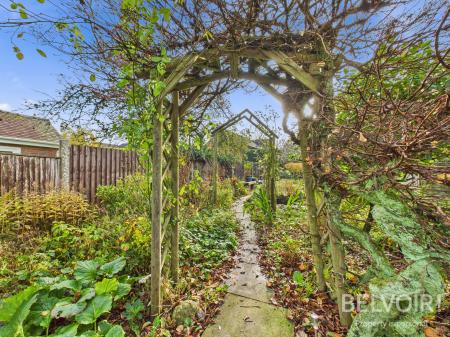 3 bedroom Semi-detached house for sale in Greenacres Avenue, Blythe Bridge, ST11