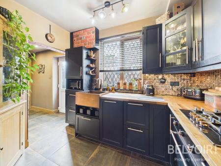 3 bedroom Semi-detached house for sale in Mayfield Place East, Trent Vale, Stoke On Trent, ST4