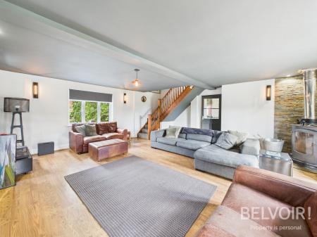 6 bedroom Detached house for sale in Moss Lane, Yarnfield, Stone, ST15