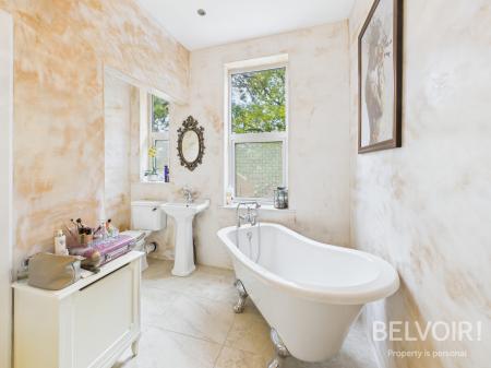 6 bedroom Detached house for sale in Moss Lane, Yarnfield, Stone, ST15