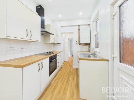 4 bedroom Terraced House to let in Bellasis Street, Stafford, ST16