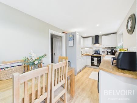 3 bedroom Semi-detached house for sale in Fieldhouse Way, Stafford, ST17