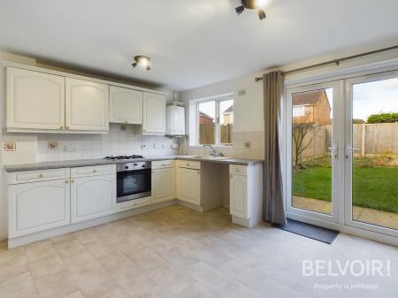 3 bedroom Town house to let in Oakden Close, Bramshall, Uttoxeter, ST14