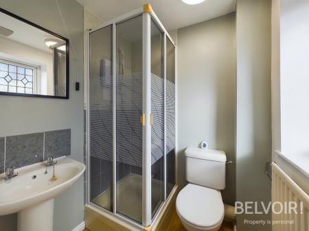 3 bedroom Town house to let in Oakden Close, Bramshall, Uttoxeter, ST14