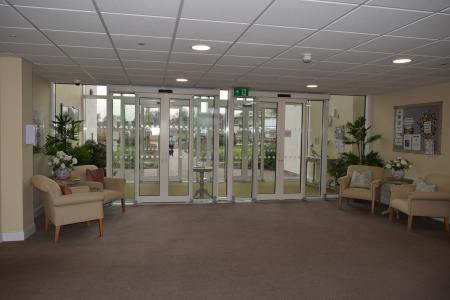 2 bedroom Flat to let in Springfield Close, Stratford-upon-Avon, CV37