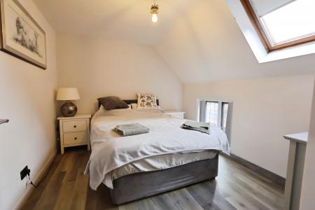 1 bedroom Flat to let in Rookes Court, Stratford-upon-Avon, CV37