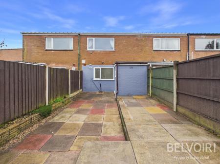 2 bedroom Terraced House for sale in The Hempbutts, Stone, ST15