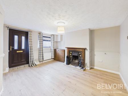 2 bedroom Terraced House for sale in High Street, Tean, ST10