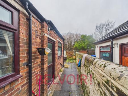 2 bedroom Terraced House for sale in Ruxley Road, Bucknall, Stoke-on-Trent, ST2